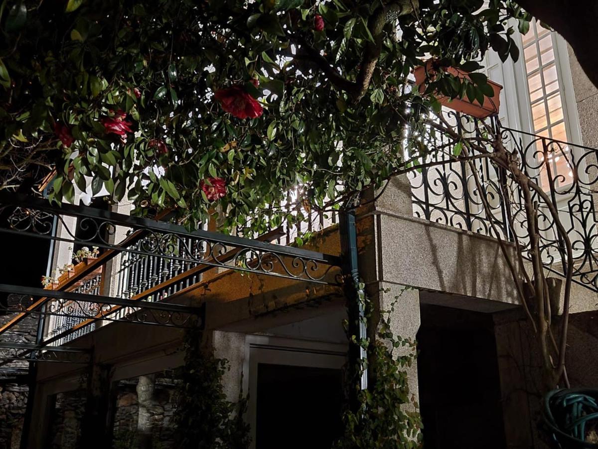 Bed and Breakfast Vila Nazare Castro Daire Exterior foto